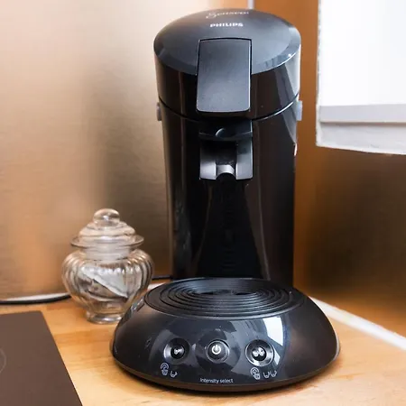 Nuit By Light - Comme A La Maison *