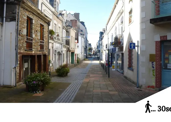 Appartement Nuit By Light - Comme A La Maison Châteaubriant